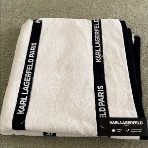 NWT Karl Lagerfeld bath Towel